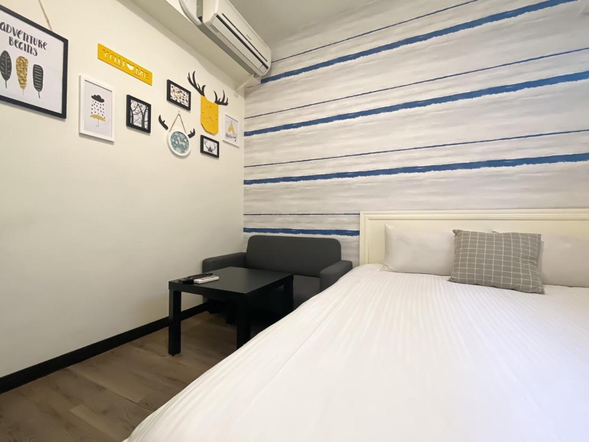 CN Hostel Taichung Exterior foto